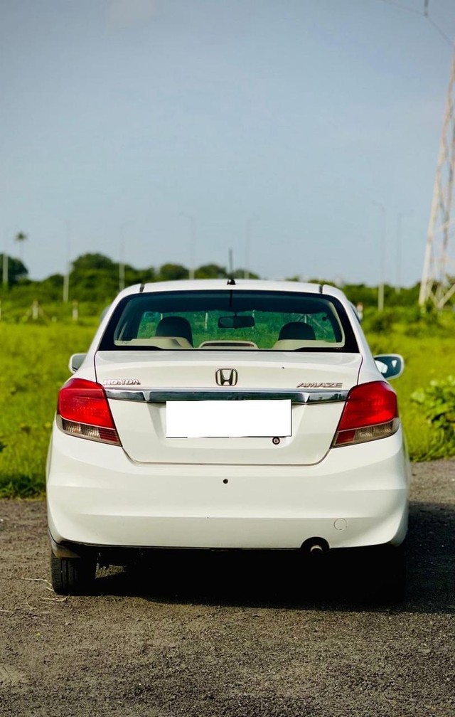 Second-hand 2015 Honda Amaze E i-Dtech for sale in Surat-1