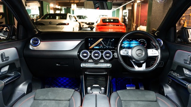 Second-hand 2023 Mercedes-Benz AMG GLA 35 4MATIC BSVI for sale in New Delhi-14