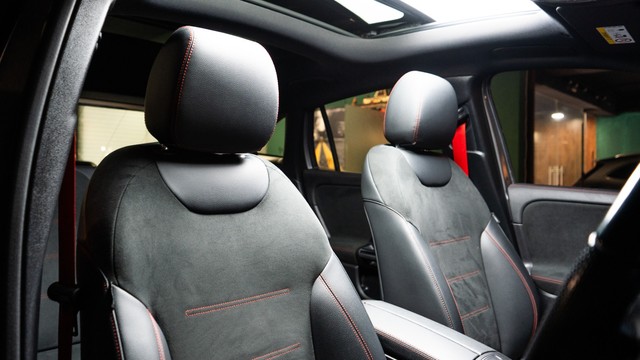 Second-hand 2023 Mercedes-Benz AMG GLA 35 4MATIC BSVI for sale in New Delhi-6