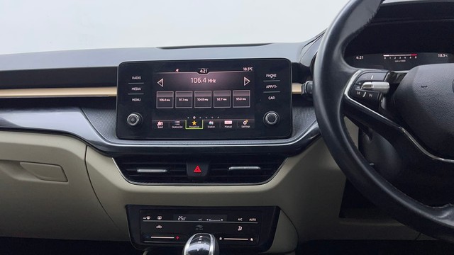 Second-hand 2023 Skoda Slavia 1.0 TSI Style AT BSVI for sale in Ghaziabad-25