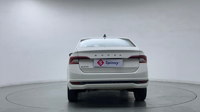 Second-hand 2023 Skoda Slavia 1.0 TSI Style AT BSVI for sale in Ghaziabad-4