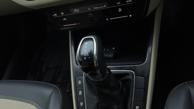 Second-hand 2023 Skoda Slavia 1.0 TSI Style AT BSVI for sale in Ghaziabad-12