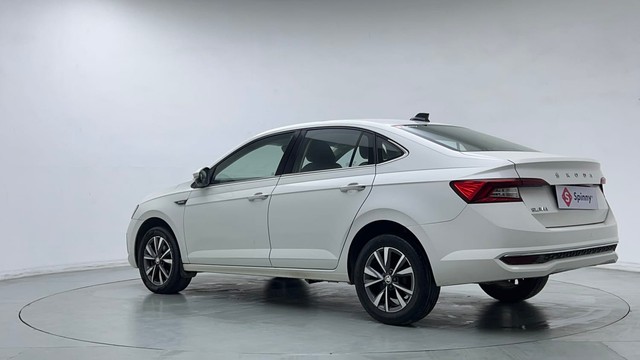 Second-hand 2023 Skoda Slavia 1.0 TSI Style AT BSVI for sale in Ghaziabad-5