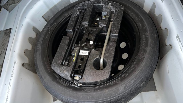 Second-hand 2023 Skoda Slavia 1.0 TSI Style AT BSVI for sale in Ghaziabad-21