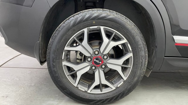 Second-hand 2022 Kia Seltos GTX Option for sale in Chennai-18