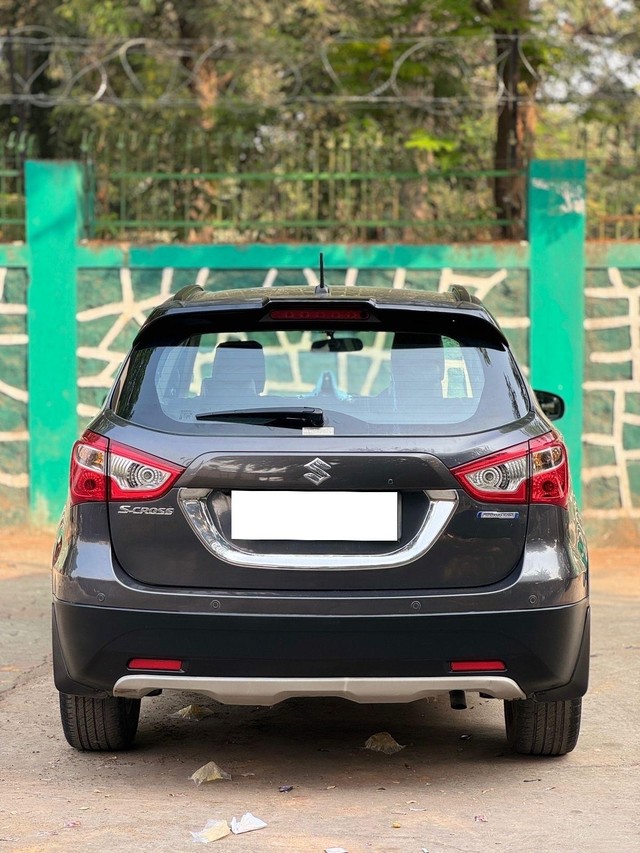 Second-hand 2018 Maruti S Cross Zeta DDiS 200 SH for sale in Surat-1