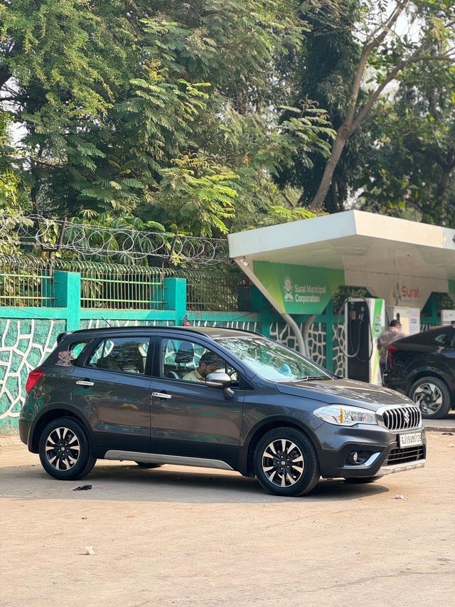 Second-hand 2018 Maruti S Cross Zeta DDiS 200 SH for sale in Surat-2