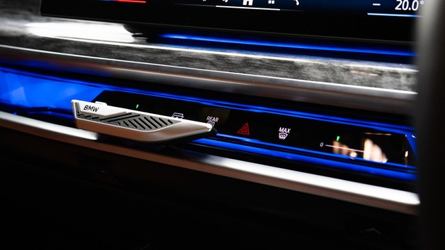 Second-hand 2024 BMW i7 xDrive60 M Sport for sale in New Delhi-9