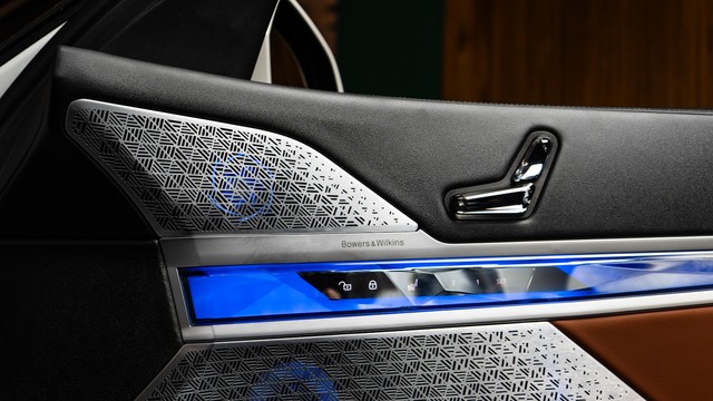 Second-hand 2024 BMW i7 xDrive60 M Sport for sale in New Delhi-21