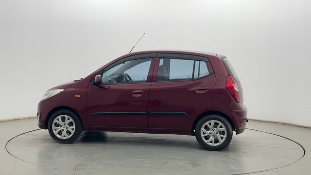 Second-hand 2016 Hyundai i10 Sportz 1.1L for sale in Kolkata-6