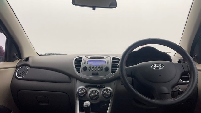 Second-hand 2016 Hyundai i10 Sportz 1.1L for sale in Kolkata-11