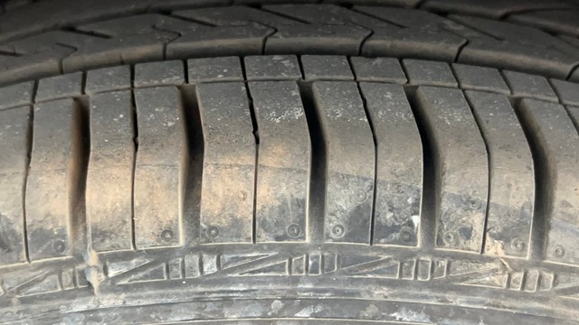 Second-hand 2016 Hyundai i10 Sportz 1.1L for sale in Kolkata-29