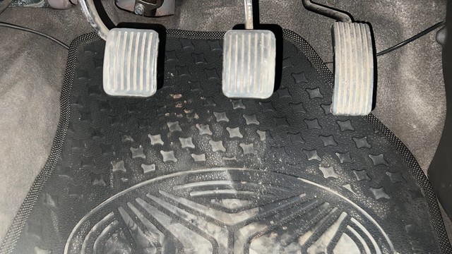 Second-hand 2016 Hyundai i10 Sportz 1.1L for sale in Kolkata-14