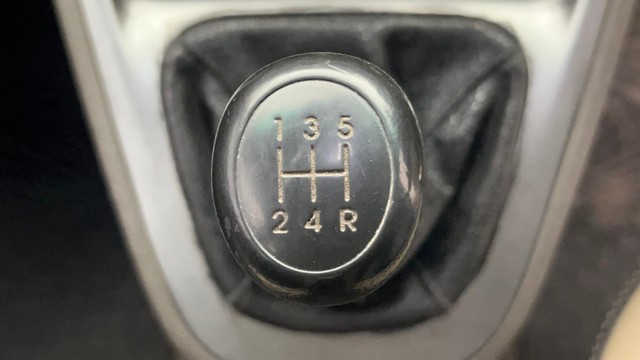 Second-hand 2016 Hyundai i10 Sportz 1.1L for sale in Kolkata-12