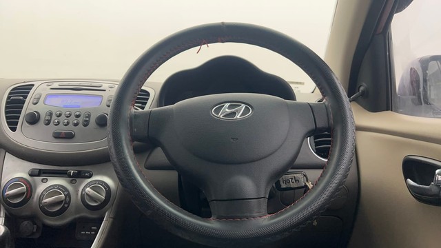 Second-hand 2016 Hyundai i10 Sportz 1.1L for sale in Kolkata-28