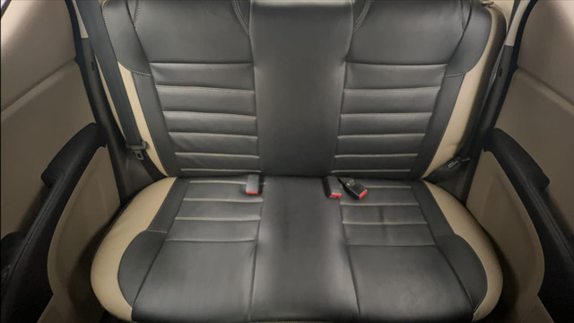 Second-hand 2016 Hyundai i10 Sportz 1.1L for sale in Kolkata-33