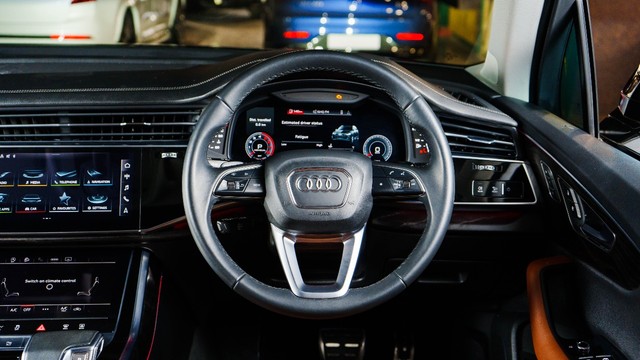 Second-hand 2024 Audi Q7 Bold Edition for sale in New Delhi-6