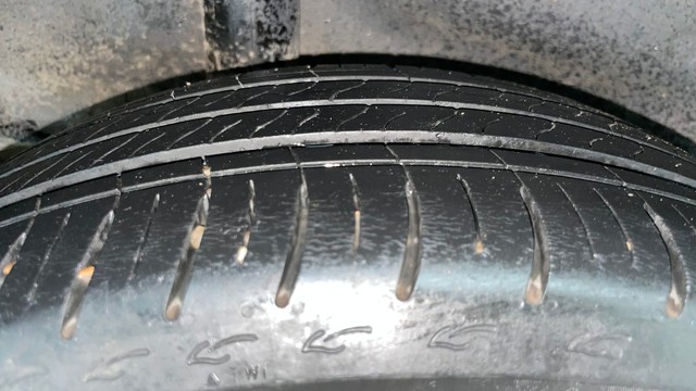 Second-hand 2023 Honda City 1.5 V MT Exclusive for sale in Jaipur-25