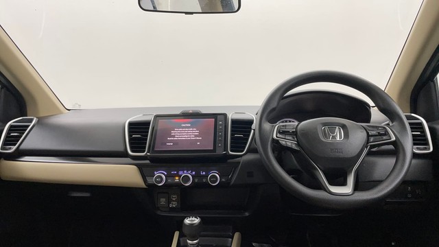 Second-hand 2023 Honda City 1.5 V MT Exclusive for sale in Jaipur-11