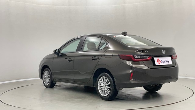 Second-hand 2023 Honda City 1.5 V MT Exclusive for sale in Jaipur-5