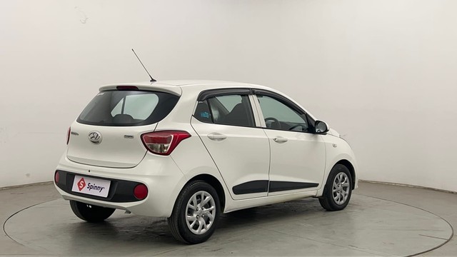 Second-hand 2018 Hyundai Grand i10 1.2 Kappa Magna BSIV for sale in Chandigarh-3
