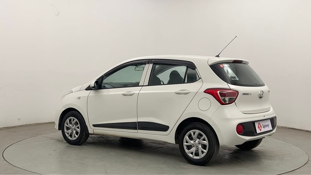 Second-hand 2018 Hyundai Grand i10 1.2 Kappa Magna BSIV for sale in Chandigarh-5