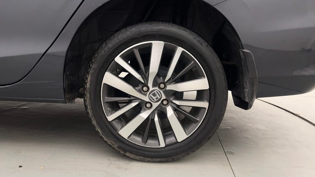 Second-hand 2022 Honda City ZX MT for sale in Chandigarh-19