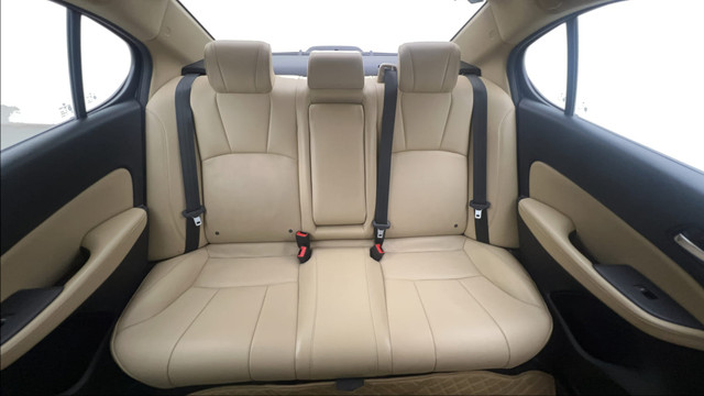 Second-hand 2022 Honda City ZX MT for sale in Chandigarh-27