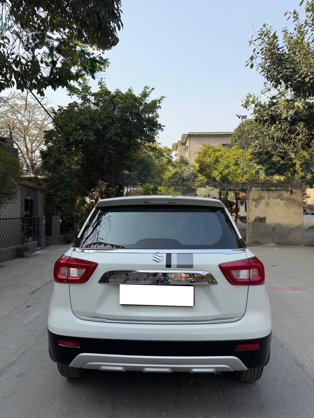 Second-hand 2021 Maruti Vitara Brezza LXI for sale in New Delhi-2
