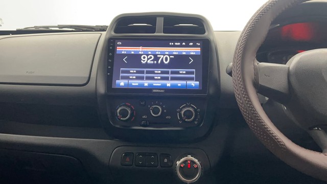 Second-hand 2016 Renault KWID 1.0 RXT AMT for sale in Kolkata-33