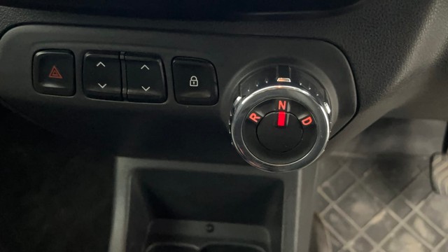 Second-hand 2016 Renault KWID 1.0 RXT AMT for sale in Kolkata-12