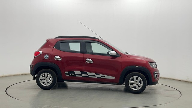 Second-hand 2016 Renault KWID 1.0 RXT AMT for sale in Kolkata-2