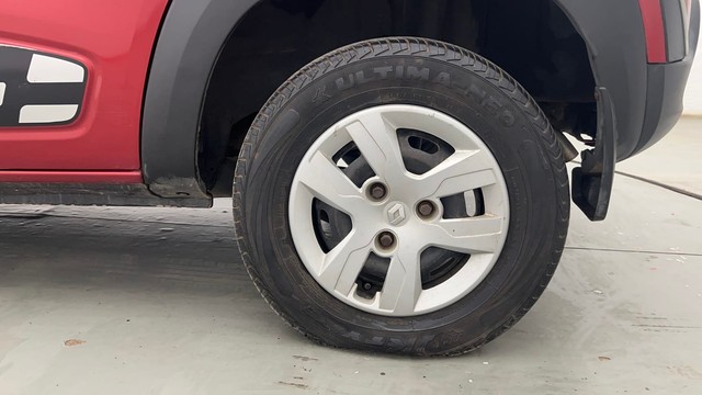 Second-hand 2016 Renault KWID 1.0 RXT AMT for sale in Kolkata-19