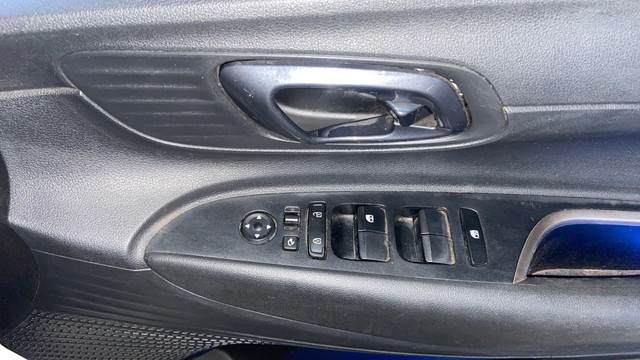 Second-hand 2021 Hyundai i20 Asta IVT DT for sale in Surat-17