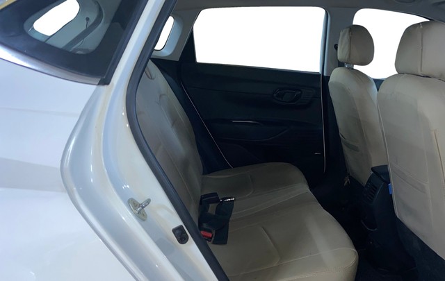 Second-hand 2021 Hyundai i20 Asta IVT DT for sale in Surat-16