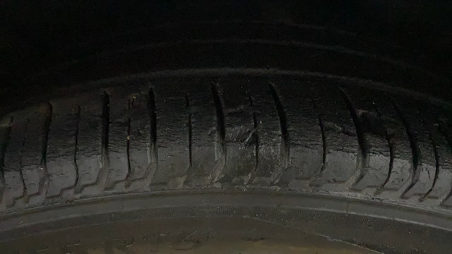 Second-hand 2021 Hyundai i20 Asta IVT DT for sale in Surat-32