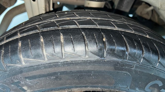 Second-hand 2021 Maruti Alto 800 LXi for sale in Noida-33