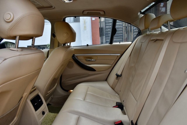 Second-hand 2018 BMW 3 Series 320d Luxury Line for sale in Gurgaon-12