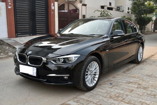Second-hand 2018 BMW 3 Series 320d Luxury Line for sale in Gurgaon-2