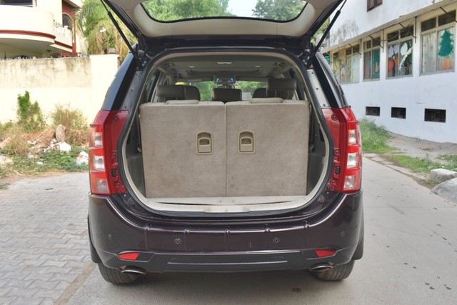 Second-hand 2017 Mahindra XUV500 AT W10 1.99 mHawk for sale in Gurgaon-16