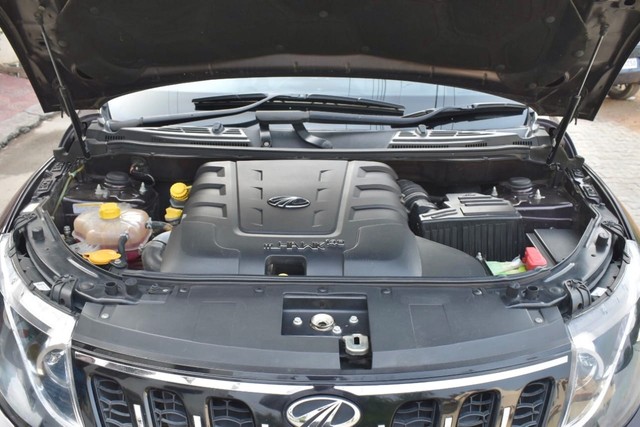 Second-hand 2017 Mahindra XUV500 AT W10 1.99 mHawk for sale in Gurgaon-9