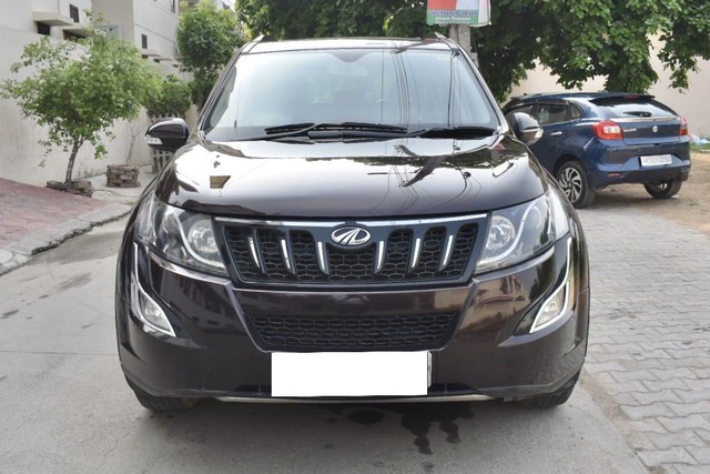 Second-hand 2017 Mahindra XUV500 AT W10 1.99 mHawk for sale in Gurgaon-1