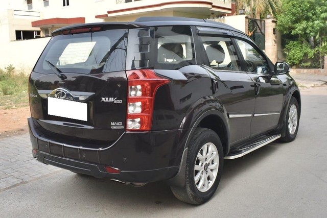 Second-hand 2017 Mahindra XUV500 AT W10 1.99 mHawk for sale in Gurgaon-4