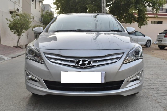 Second-hand 2015 Hyundai Verna 1.6 VTVT SX for sale in Gurgaon-5