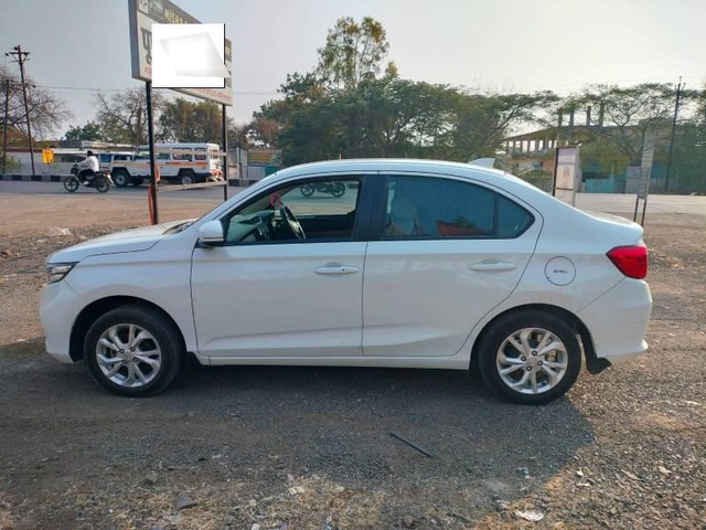 Second-hand 2020 Honda Amaze VX Petrol for sale in Aurangabad-2