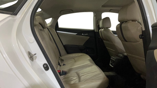 Second-hand 2019 Honda Civic ZX for sale in New Delhi-16