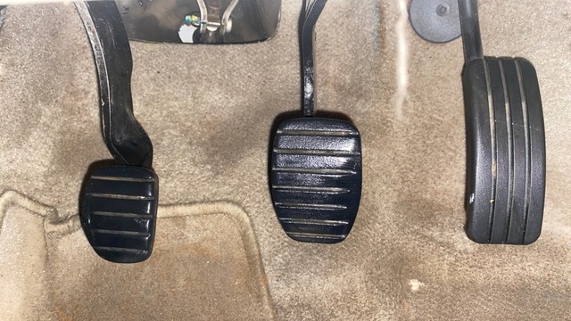 Second-hand 2014 Nissan Terrano XL for sale in Bangalore-14