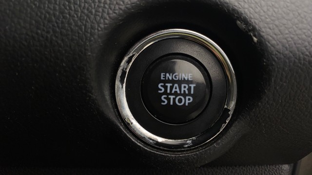 Second-hand 2019 Maruti Swift ZXI AMT for sale in Chennai-23