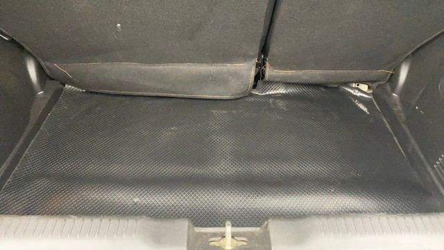 Second-hand 2019 Maruti Swift ZXI AMT for sale in Chennai-19