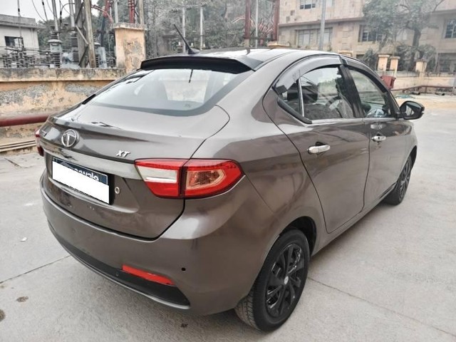 Second-hand 2017 Tata Tigor 1.2 Revotron XT for sale in Noida-12